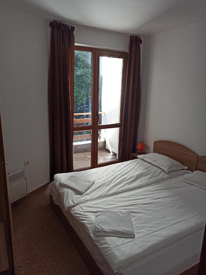 Private Apartments Nevena Pamporovo Exterior foto